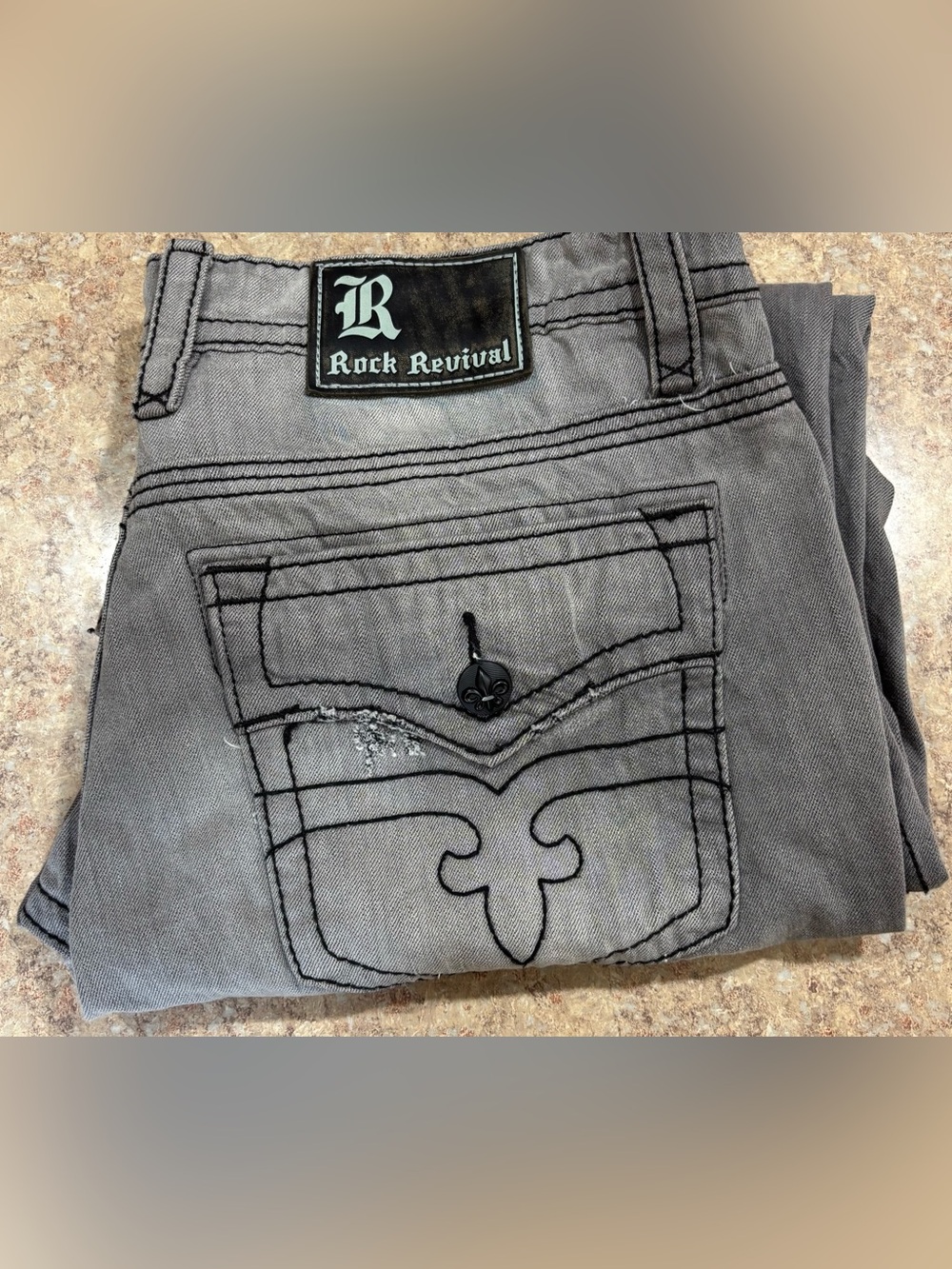 Rock Revival Men’s Gray Slim Jeans with Black Stitching